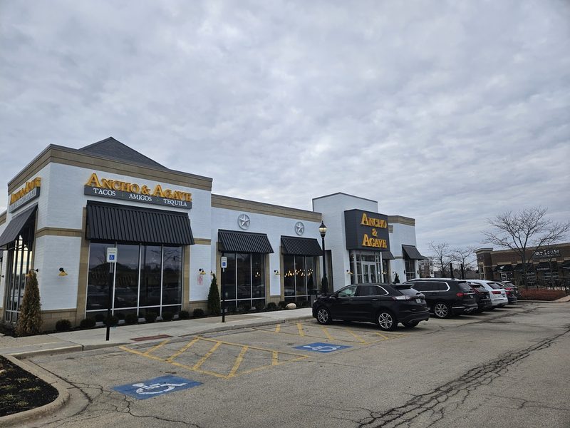 Ancho & Agave storefront in Naperville IL