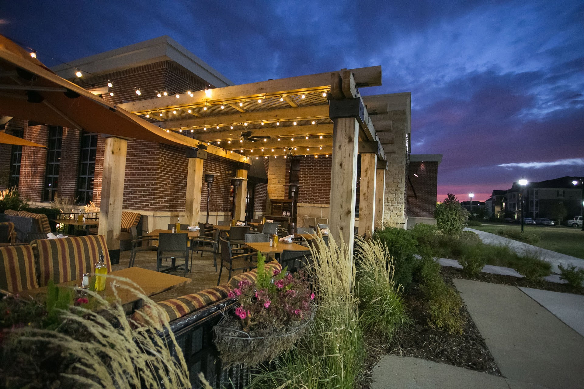 Biaggi's Ristorante Italiano interior