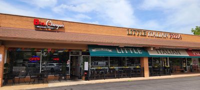 B'n Chingon Mexican Restaurant storefront in Naperville IL