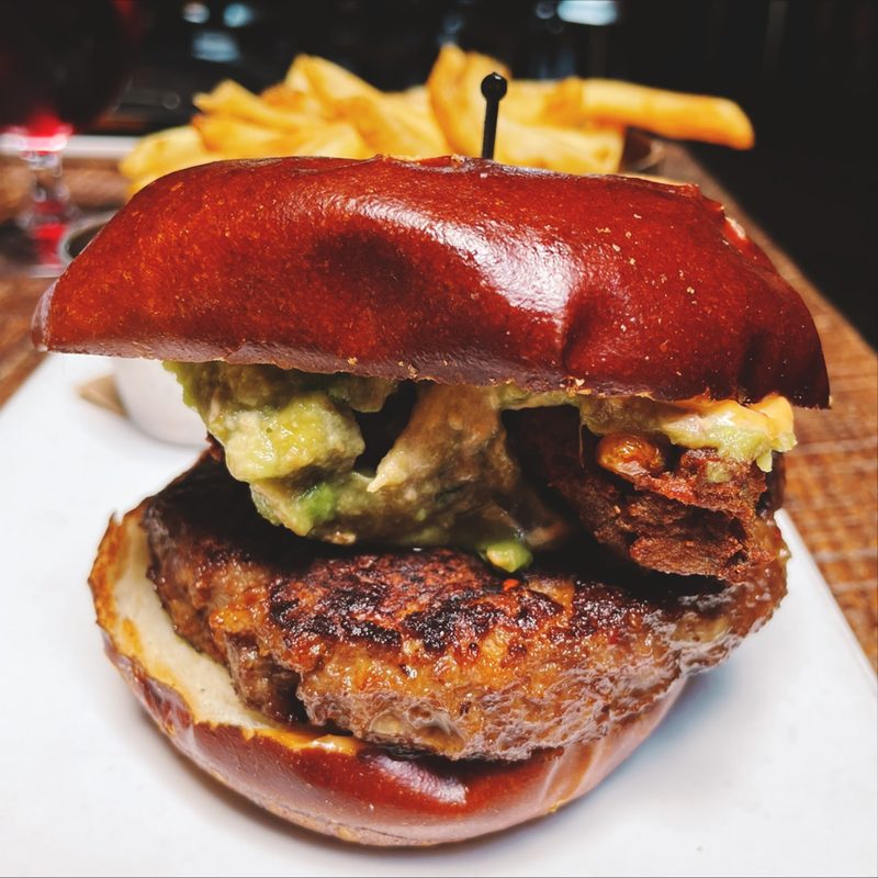 Empire Burgers & Brew food