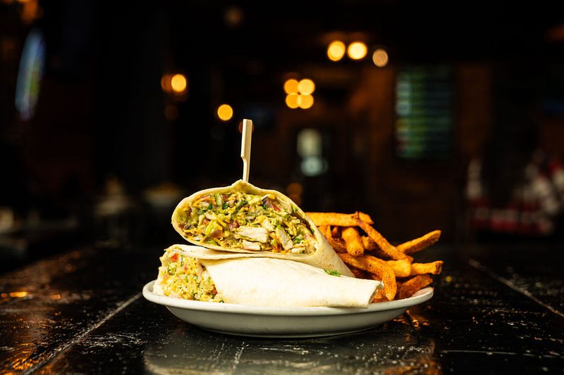 Jackson Avenue Pub ambiance