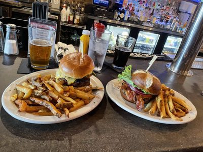 Jackson Avenue Pub photo 5