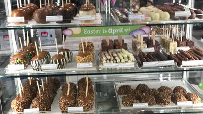 Kilwins storefront in Naperville IL