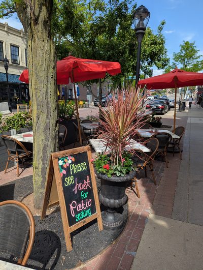 La Sorella di Francesca storefront in Naperville IL