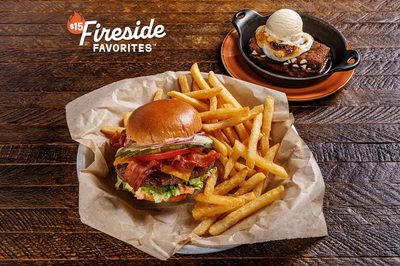 Lazy Dog Restaurant & Bar photo 3