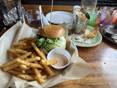 Lazy Dog Restaurant & Bar photo 4