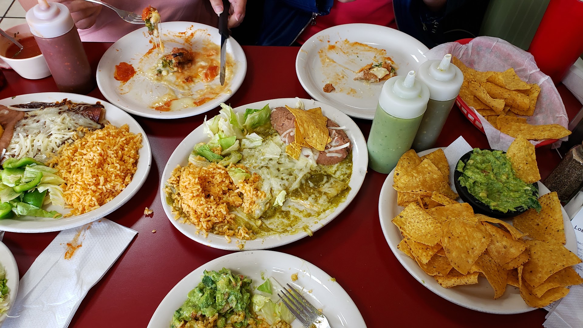 Los Burritos Tapatios food