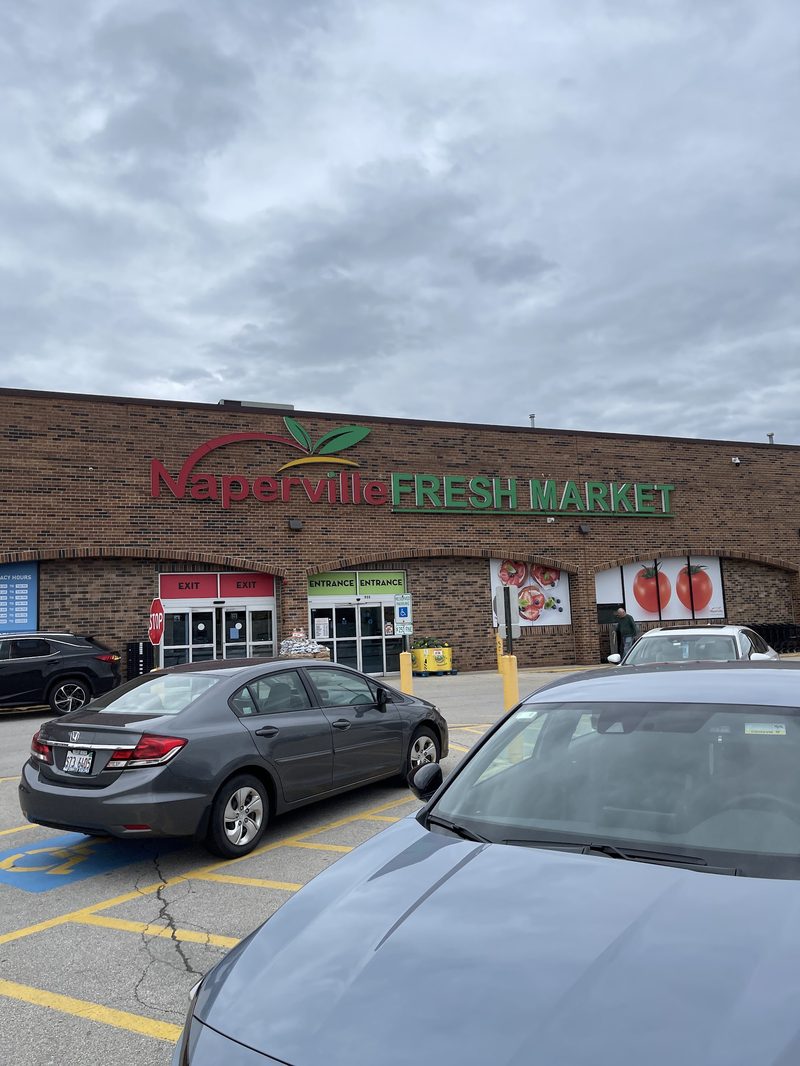 Naperville Taqueria storefront in Naperville IL