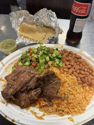 Naperville Taqueria photo 5