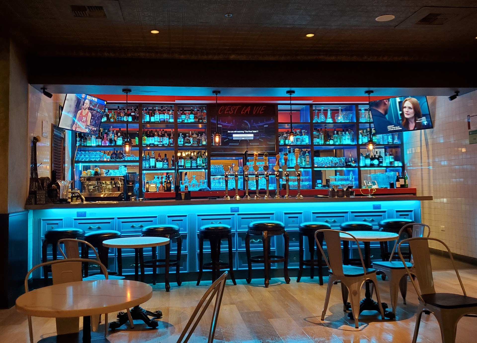 Paris Bistro interior