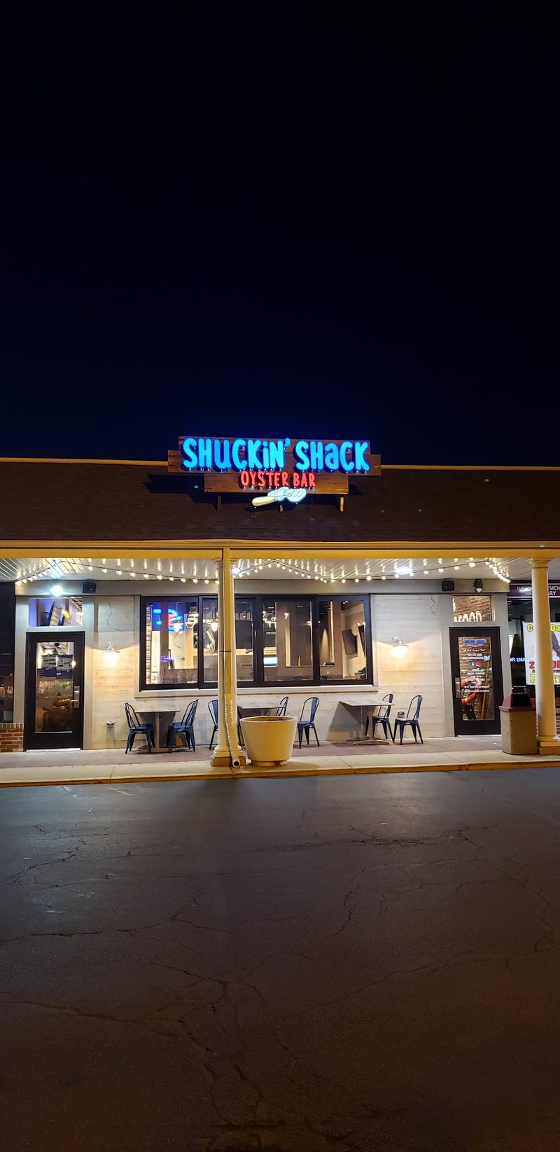 Shuckin' Shack Oyster Bar storefront in Naperville IL