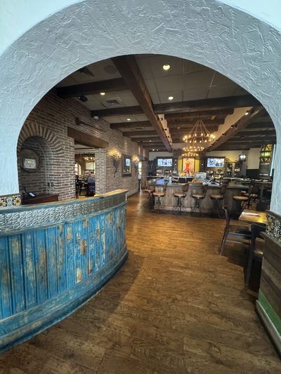 Uncle Julio's photo 2